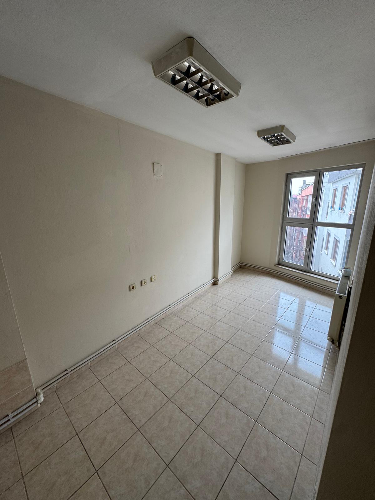 AKÇAABAT MERKEZDE KİRALIK İŞYERİ